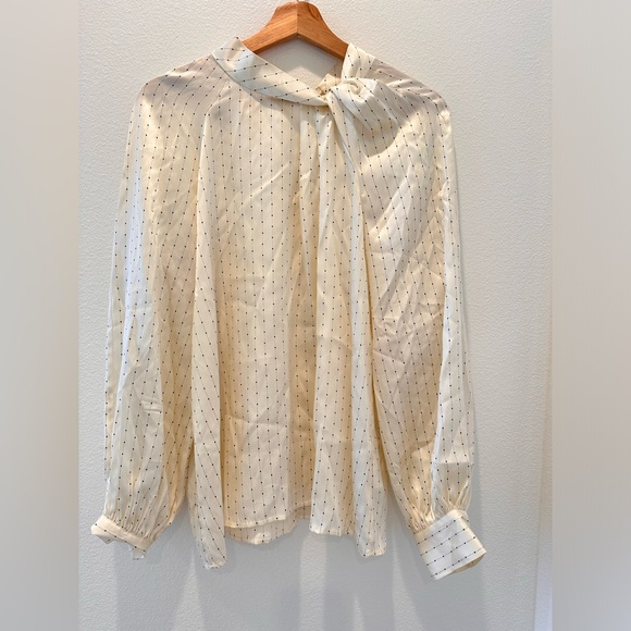 Club Monaco Cream Micro Dot Long Sleeve Mock Neck Twisted Drape Blouse Size L - Picture 4 of 7